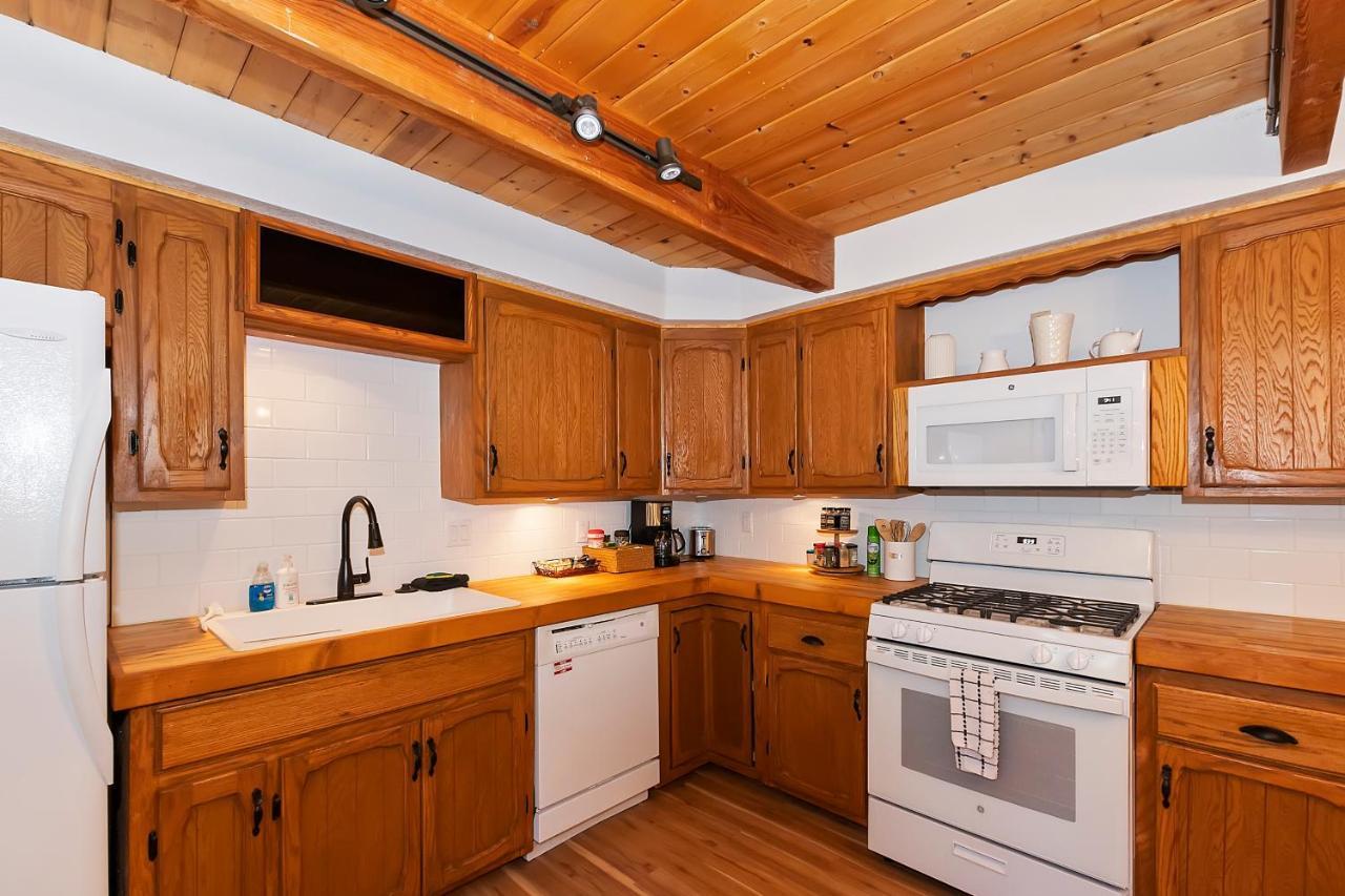 Summit Happy Cabin With Hot Tub! High Speed Ev Hookup, Close To Slopes Big Bear Lake Exterior foto